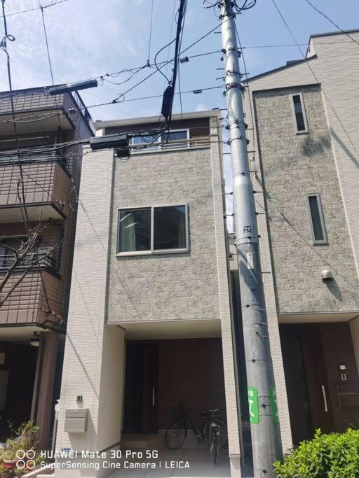Вилла 山手線田端駅から徒歩5分、とても便利な場所です Токио Экстерьер фото